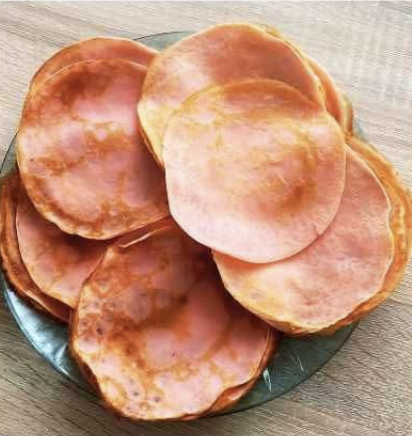 Crêpes roses au sucre bonbon fraise